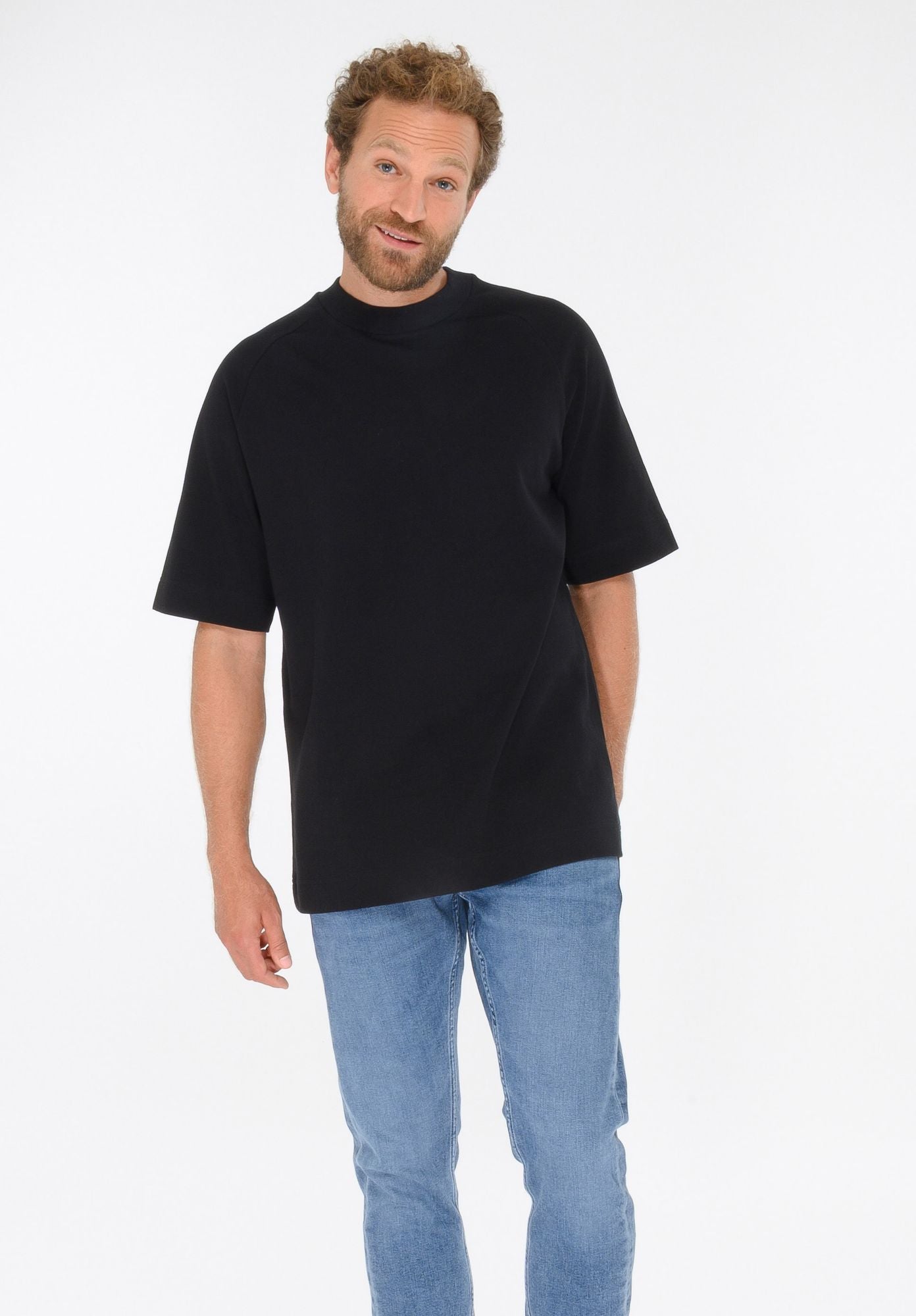 TT124 Raglan Shirt