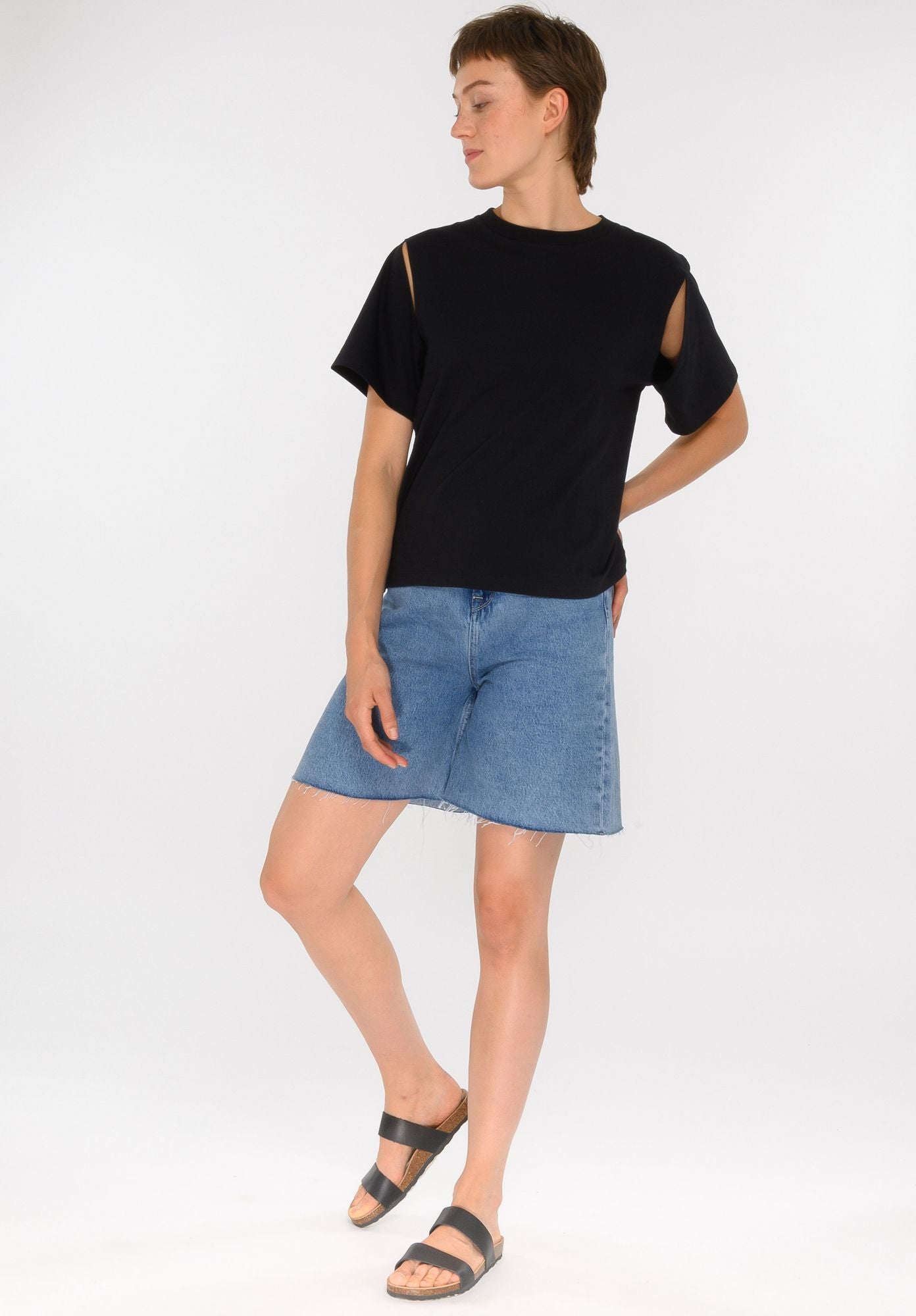 TT135 T-Shirt With Cut Outs (GOTS)