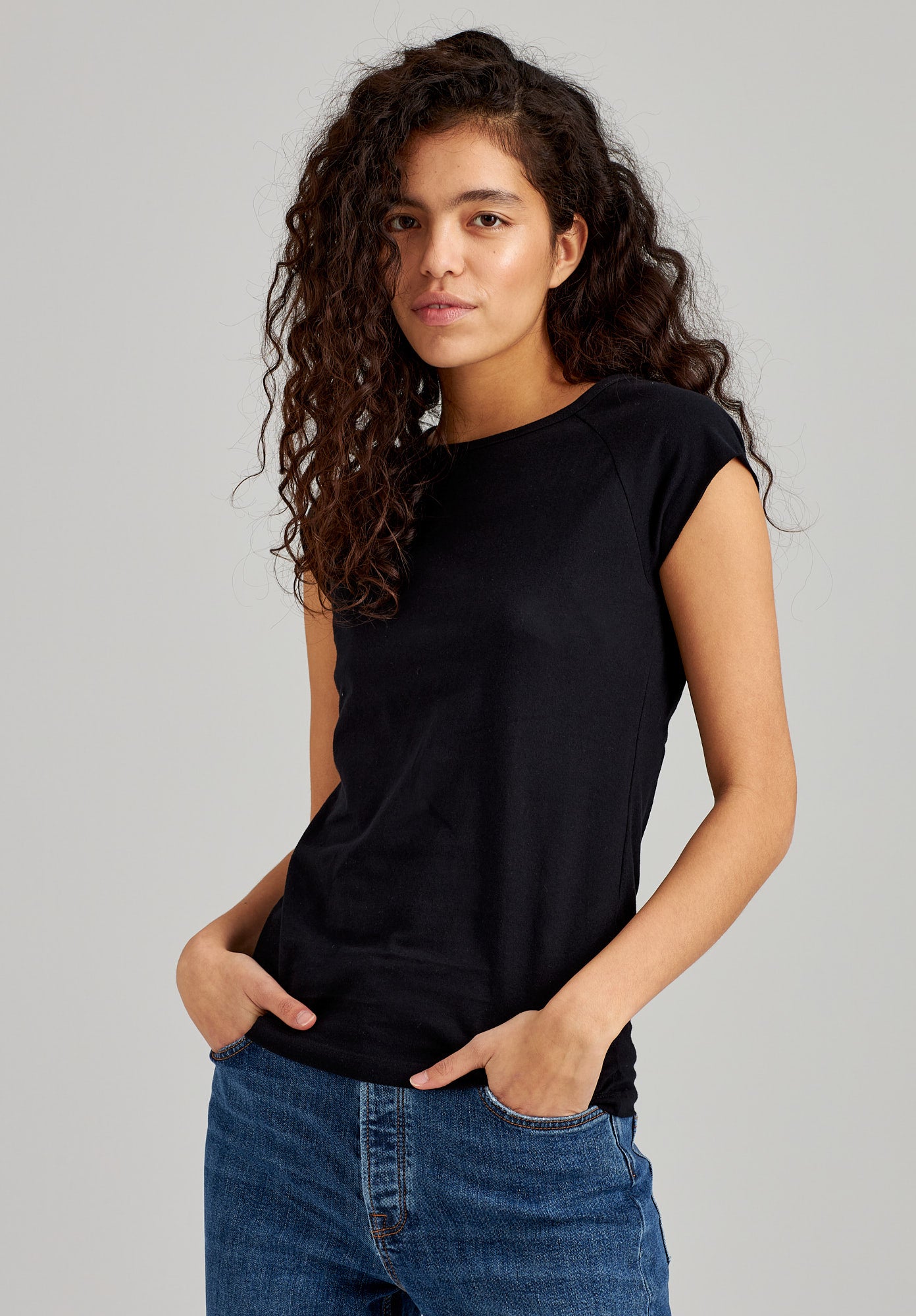 TT01 Cap Sleeve Black (GOTS)