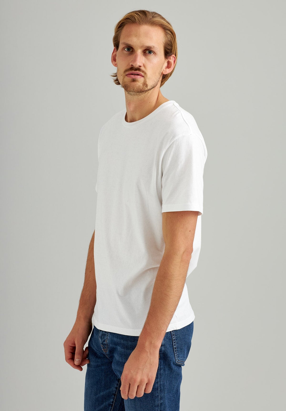 TT02 T-Shirt white B-Ware