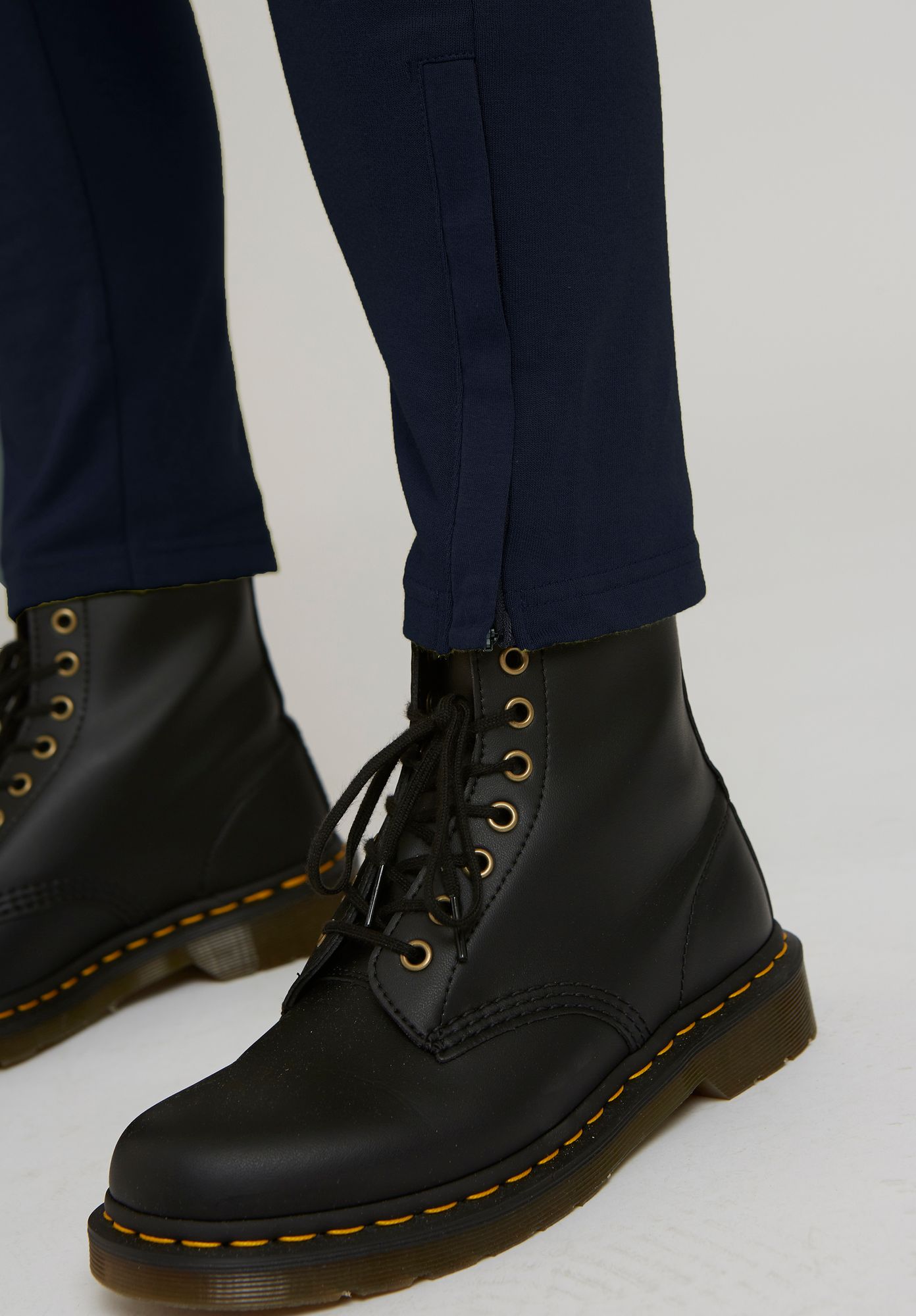 TT1046 Zip Jogging Pants