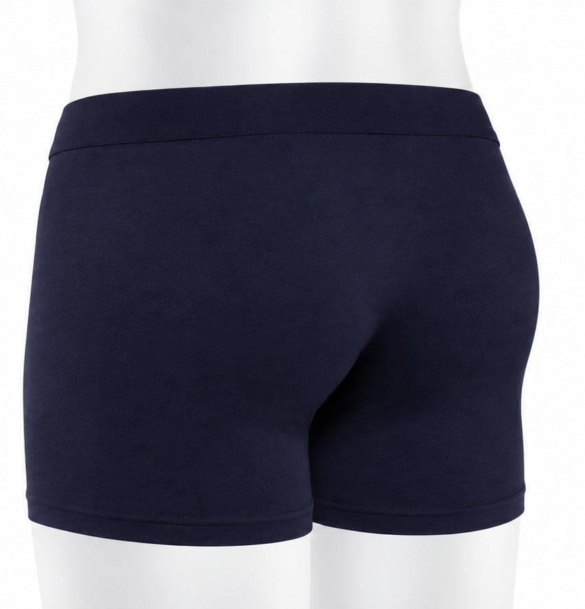 TT15 Trunks in Midnight an der Bueste, Rueckansicht