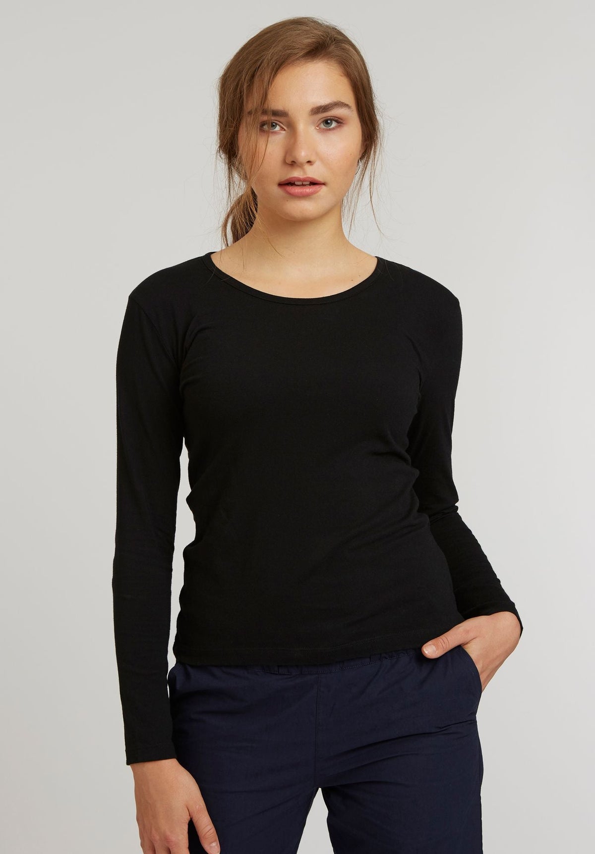 TT32 Longsleeve in Schwarz aus Bio-Baumwolle