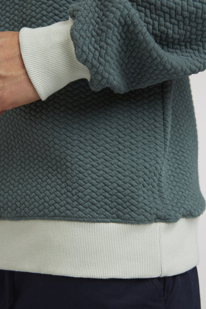 TT1029 Sweater Structured fir tree